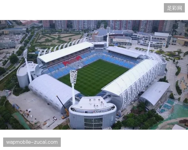 FIFA场馆数字化升级应如何扭转单纯追求场馆设施硬件建设的旧路径